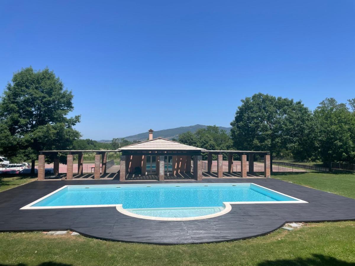 Casa Vacanza Villaggio Poggio Rosso Ареццо Экстерьер фото
